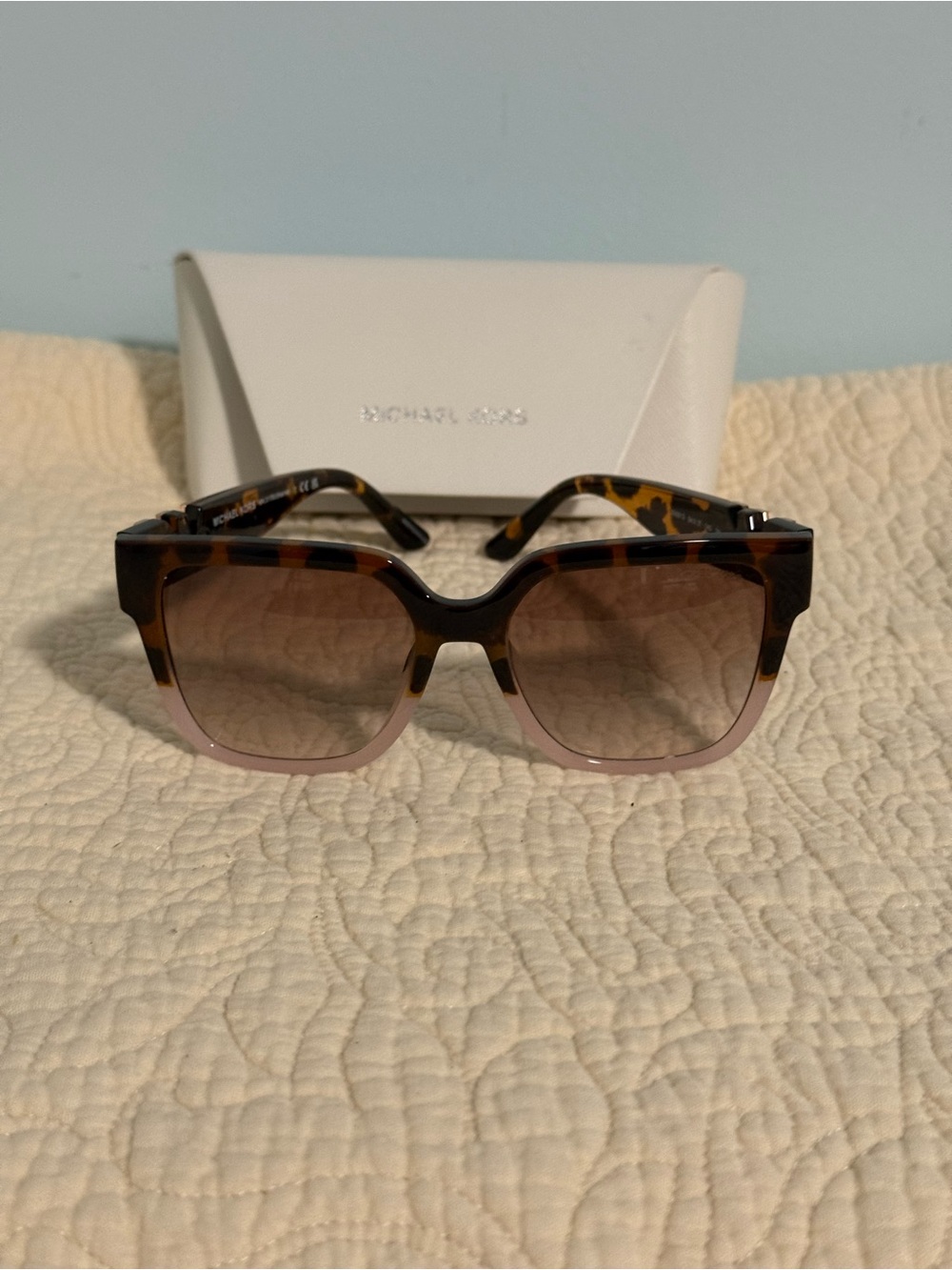 Michael Kors Women's Tortoise & Pink Gradient Square Sunglasses! NWOT